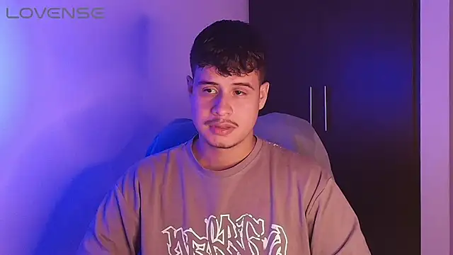 BjornSteel online show from 04-09-26, 02:44