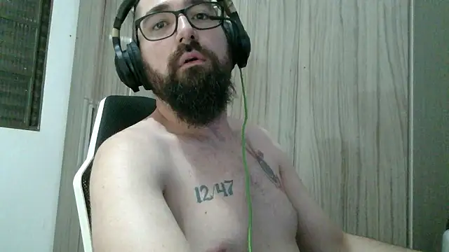 Redlovecouple online show from 02-08-26, 12:08