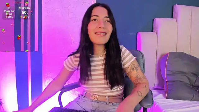 Adrienne   online show from 04-04-26, 10:18