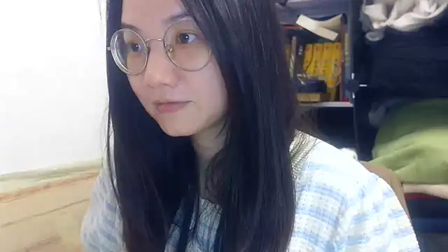 Snapshot of xiaoxiaowan11 chatting on 03-16-26, 12:31 xiaoxiaowan11 online show from 03-16-26, 12:31