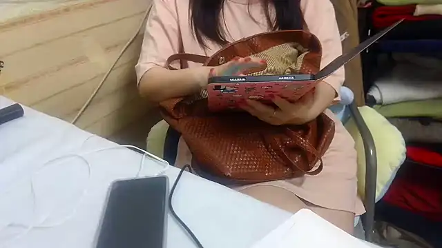 Snapshot of xiaoxiaowan11 chatting on 03-18-26, 01:14 xiaoxiaowan11 online show from 03-18-26, 01:14