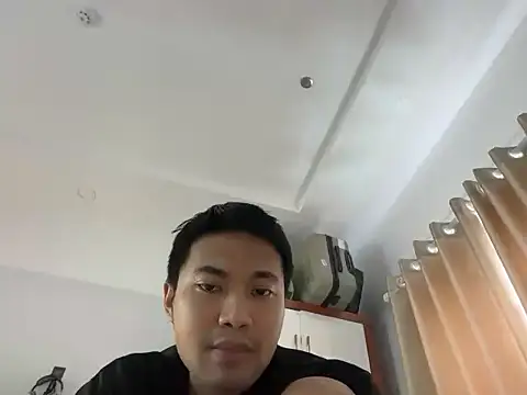 Snapshot of asianvietboy09 chatting on 07-11-26, 05:10 asianvietboy09 online show from 07-11-26, 05:10
