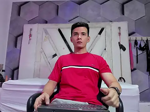 GoldenBoyM online show from 06-04-26, 03:01