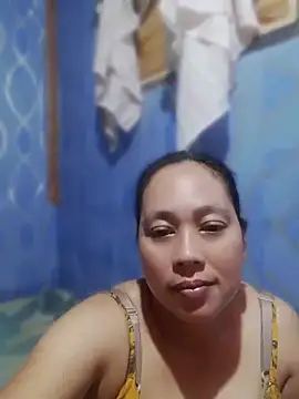 May Bombs online show from 04-18-26, 09:48