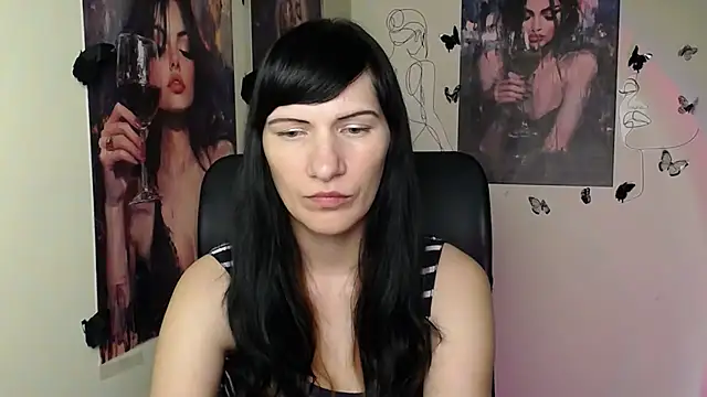 Snapshot of Rosalinda_ro chatting on 05-14-26, 06:47 Rosalinda ro online show from 05-14-26, 06:47