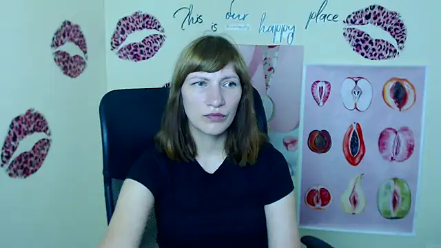 Snapshot of Rosalinda_ro chatting on 06-07-26, 12:09 Rosalinda ro online show from 06-07-26, 12:09