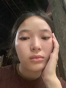 Snapshot of Suzu_xx01 chatting on 06-07-26, 10:35 Suzu xx01 online show from 06-07-26, 10:35