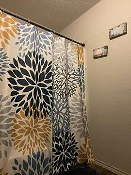 Snapshot of Horus1922 chatting on 02-13-26, 02:35 Horus1922 online show from 02-13-26, 02:35