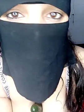 Snapshot of patrona_sexy0 chatting on 05-08-26, 03:12 patrona sexy0 online show from 05-08-26, 03:12