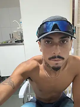 Snapshot of ActingSubunit chatting on 02-04-26, 12:55 ActingSubunit online show from 02-04-26, 12:55