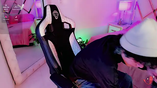 thanier 18 online show from 02-24-26, 07:34