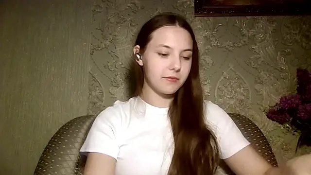 YuniNeko online show from 04-27-26, 04:27