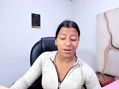 Vaneline2 online show from 03-25-26, 09:43