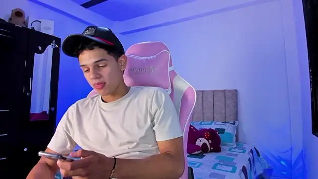 Adrian Prime  online show from 03-17-26, 06:44