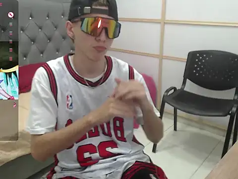 Asher costa online show from 03-11-26, 10:49