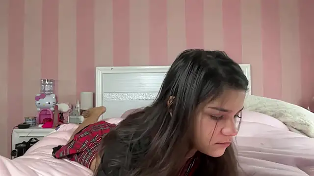 TheDaisyPink online show from 04-14-26, 10:05