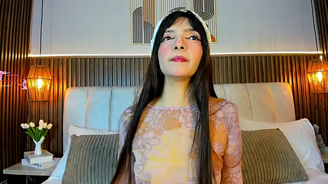 LisaLain online show from 04-11-26, 11:58