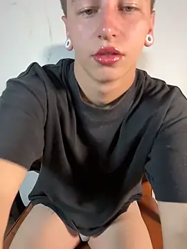 ARON LUXX online show from 03-20-26, 04:01