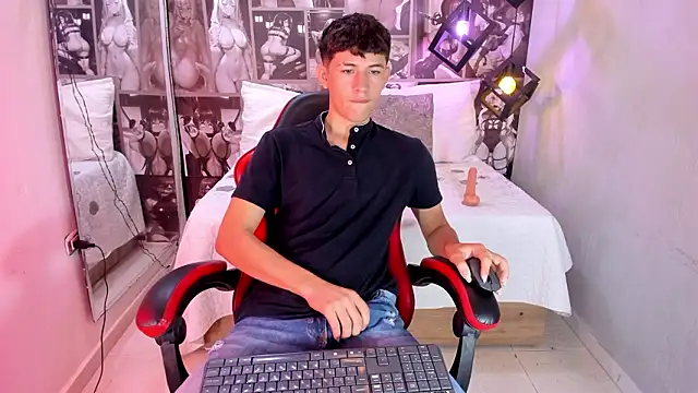 Christian Foxx online show from 03-17-26, 01:58