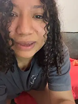 Snapshot of daphne_grande chatting on 03-04-26, 11:55 daphne grande online show from 03-04-26, 11:55