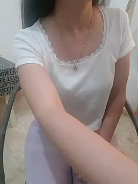 Snapshot of manuelaluciana29 chatting on 02-13-26, 07:43 manuelaluciana29 online show from 02-13-26, 07:43