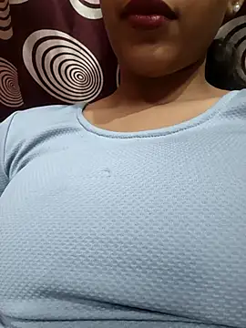 Snapshot of komalsharma99 chatting on 05-06-26, 03:06 komalsharma99 online show from 05-06-26, 03:06