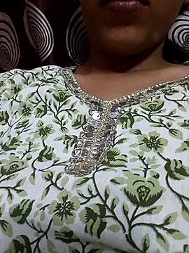 Snapshot of komalsharma99 chatting on 06-04-26, 06:14 komalsharma99 online show from 06-04-26, 06:14
