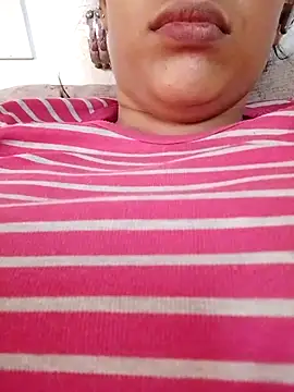 Snapshot of komalsharma99 chatting on 06-14-26, 10:06 komalsharma99 online show from 06-14-26, 10:06