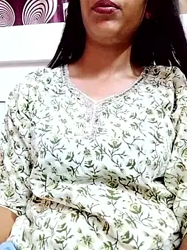 Snapshot of komalsharma99 chatting on 06-15-26, 03:14 komalsharma99 online show from 06-15-26, 03:14