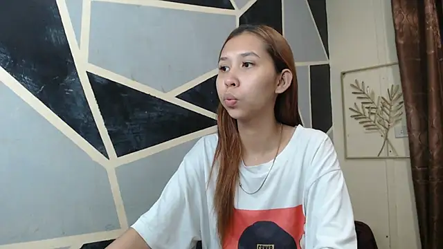 Snapshot of Charming_lexi chatting on 04-26-26, 10:13 Charming lexi online show from 04-26-26, 10:13