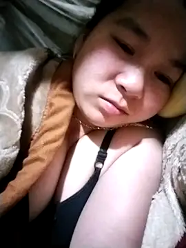 Snapshot of Erika--006 chatting on 02-11-26, 12:32 Erika--006 online show from 02-11-26, 12:32