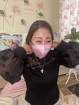 Snapshot of Nokaze-LOVE chatting on 02-20-26, 07:21 Nokaze-LOVE online show from 02-20-26, 07:21