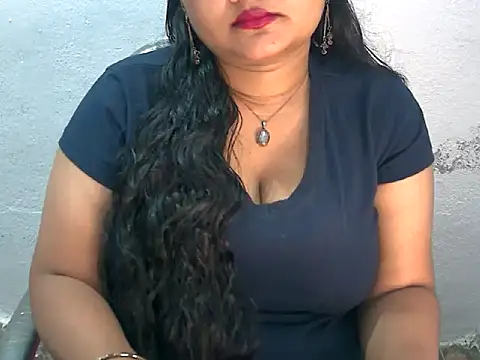 Snapshot of Saniya_K2 chatting on 07-19-26, 04:44 Saniya K2 online show from 07-19-26, 04:44
