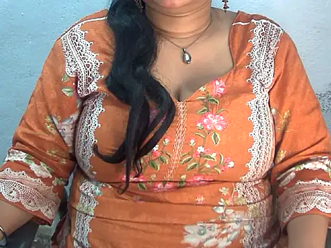Snapshot of Saniya_K2 chatting on 07-26-26, 05:09 Saniya K2 online show from 07-26-26, 05:09