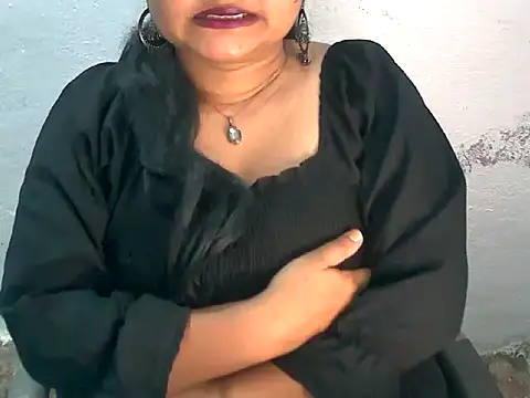 Snapshot of Saniya_K2 chatting on 07-28-26, 05:34 Saniya K2 online show from 07-28-26, 05:34
