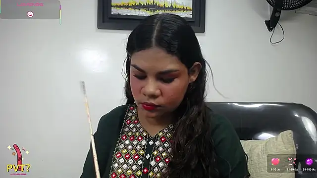 Snapshot of yaazhinii chatting on 07-20-26, 11:34 yaazhinii online show from 07-20-26, 11:34