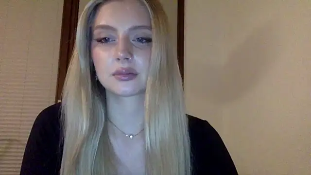 MayaWetDream online show from 04-07-26, 07:47