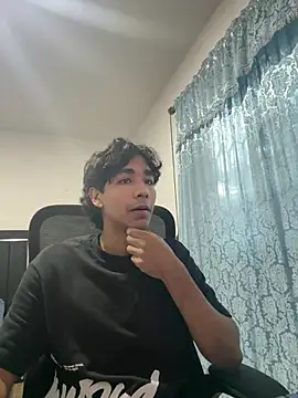 Pedestal diamant online show from 03-02-26, 10:38