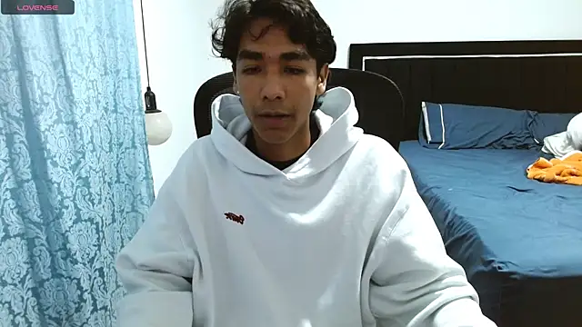 Pedestal diamant online show from 04-02-26, 11:24