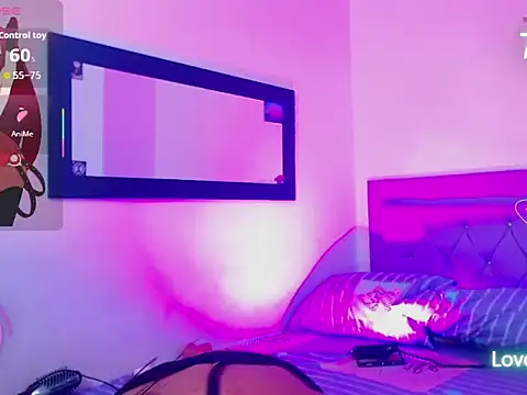 moonlyvelvet online show from 04-05-26, 11:40