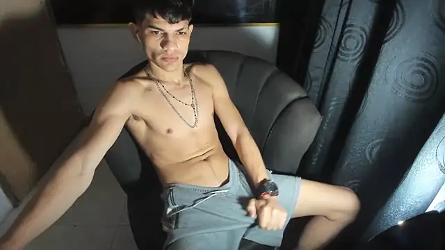 Jesshot bigcock20cm online show from 06-19-26, 07:56