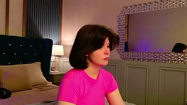 Milana Bold online show from 04-21-26, 02:51