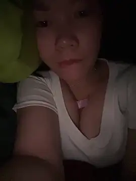 Snapshot of DoliceGirl2k chatting on 02-07-26, 03:27 DoliceGirl2k online show from 02-07-26, 03:27