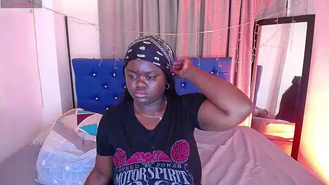 Snapshot of neighbor-ebony chatting on 07-06-26, 03:25 neighbor-ebony online show from 07-06-26, 03:25