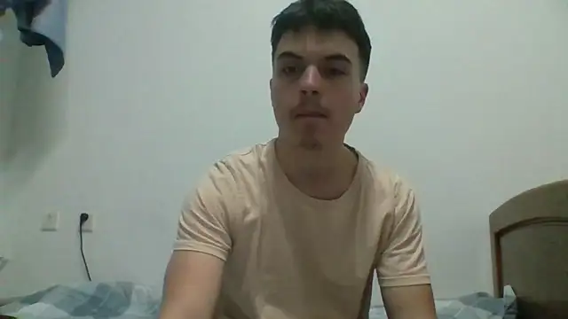 Snapshot of MrPine19 chatting on 02-20-26, 12:27 MrPine19 online show from 02-20-26, 12:27