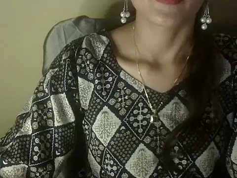 Snapshot of Mehaak_ chatting on 05-14-26, 04:36 Mehaak online show from 05-14-26, 04:36