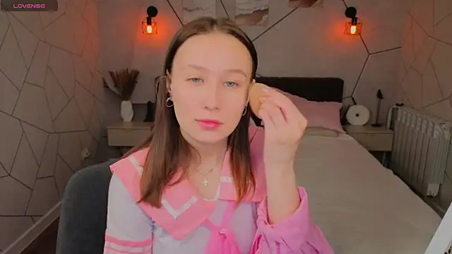  Kiki angel  online show from 04-14-26, 01:22