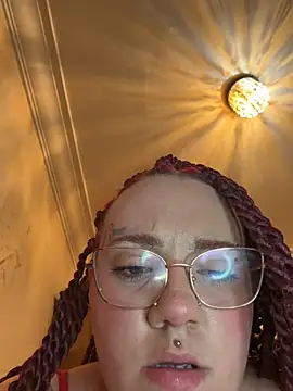 Snapshot of Diablita13 chatting on 02-08-26, 01:09 Diablita13 online show from 02-08-26, 01:09