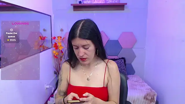 HannaOwen  online show from 03-13-26, 01:51