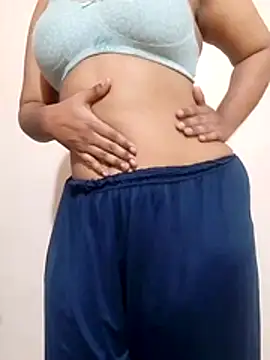 Wow nikita online show from 04-18-26, 01:37